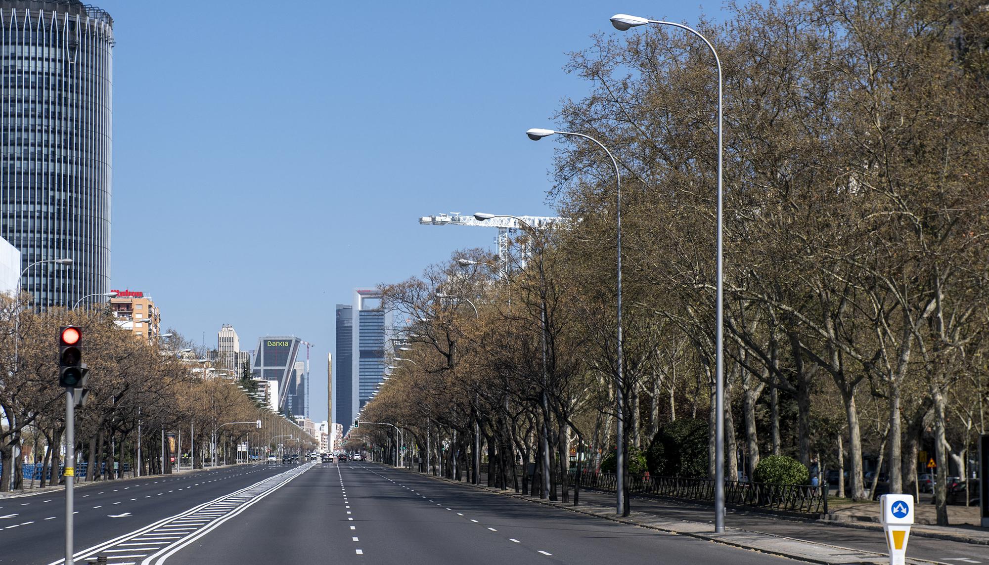Paseo de la Castellana vacio